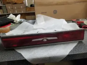 116-00738BR CADILLAC Passenger Corner Light Lamp Turn Signal
