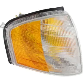 M106303 MERCEDES Benz Parking Light Passenger C230 C280