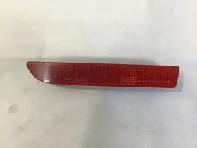 694749-10 BMW Convertible Right Bumper Reflector