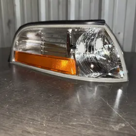 3223-1125R BROCK Parking Turn Signal Corner Light Passenger