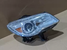 84026395 BUICK Rh Passenger Right Xenon Headlight Enclave