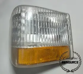 05975475 CADILLAC Brougham Left Corner Marker Signal Turn