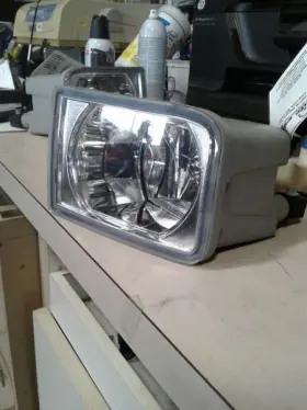 116-02375R CADILLAC Passenger Corner Light Fog Driving Bumper