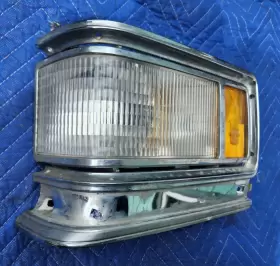5966731 CADILLAC Fleetwood Left Driver Corner Turn Signal #2