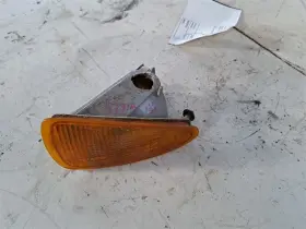 116-00977R CHEVROLET Passenger Corner Light Lamp Turn Signal