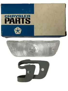 2525259 CHRYSLER Left Parking Light Lens Gasket Fury