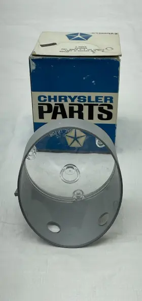 3420584 CHRYSLER Nos Parking Light Lens Body Right Passenger 3420584 CHRYSLER Nos Parking Light Lens Body Right Passenger