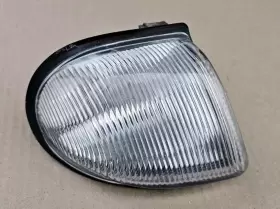 5288018 CHRYSLER Lebaron Passenger Rh Marker Turn Signal Lamp