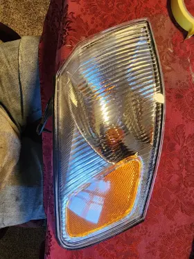 18-3457-B DEPO Passenger Turn Signal Housing Toyota Camry