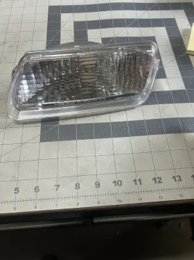 332-1634L-US DEPO Am Left Signal Lamp Pontiac Park