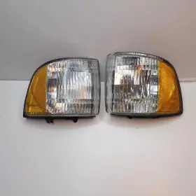 05120054 DODGE Head Light Corner Marker 1500 Ram