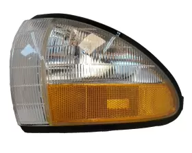 16571817 EAGLE EYES Left Sidemarker Corner Light Pontiac