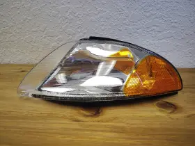 CS108-U000L EAGLE EYES Driver Corner Light Dodge Intrepid