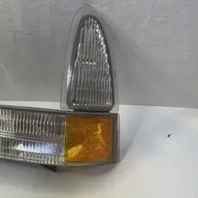 1C3X-13B221-B FORD Driver Corner Light Lh Excursion #2