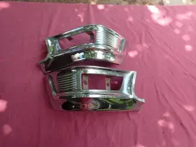 B8A-8224-A FORD Parking Light Housings Lh Rh Grill Extension