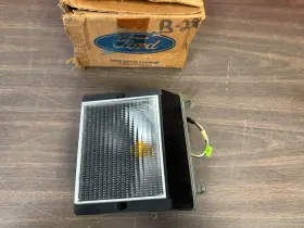 D2GY-13200-A FORD Rh Parking Light Nos Mercury Montego