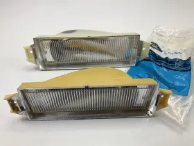 E7SZ-15A201-A-E7SZ-15A201 FORD Nos Left Right Corner Lights