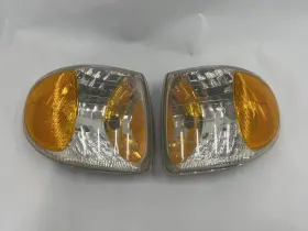 F87B-13B220-A FORD Marker Corner Blinker Light Explorer