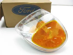 F87Z-13201-AA FORD Left Turn Signal Lamp Light Mountaineer