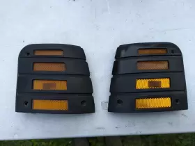 16506815 GM Trofeo Marker Light Left Right Oldsmobile