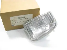 91173953 GM Front Left Turn Signal Lamp Marker Corner Light