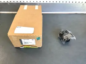 85047018 GM OEM Nos Lamp 2500 Chevrolet Silverado 85047018 GM OEM Nos Lamp 2500 Chevrolet Silverado