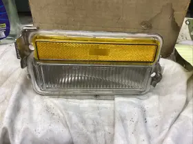 5969628 GM OLDSMOBILE Nos Lamp Amber Rh Front Olds Cutlass