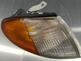 TURN-2P HYUNDAI Right Marker Light Signal Lamp Elantra #2