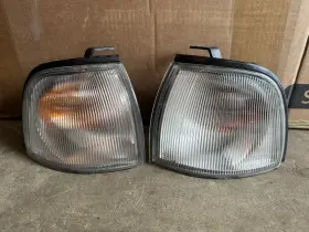 3351 INFINITI Usdm Front Left Right Corner Light Lamp