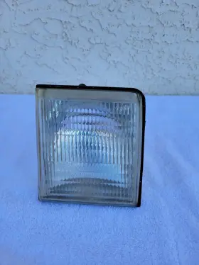 E4LB-13215 LINCOLN Vii Lsc Rh Right Front Inner Marker Light