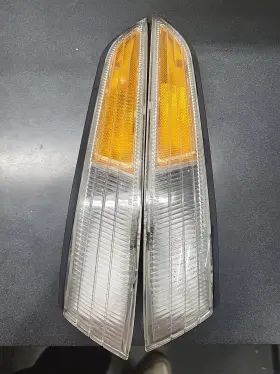 041-5706 MITSUBISHI Driver Passenger Light Turn Signal Eagle