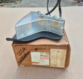 3587282 MOPAR Monaco Nos Right Passenger Lamp Dodge Park