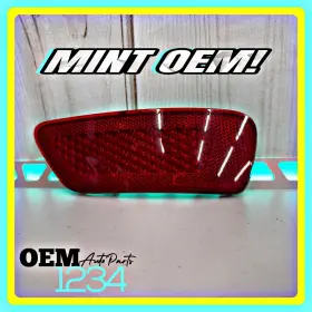 57010720 MOPAR Right Rear Reflector Jeep Dodge Cherokee 57010720 MOPAR Right Rear Reflector Jeep Dodge Cherokee