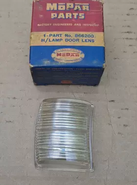 866200 MOPAR Deluxe Nos Right Left Glass Lamp Lens Dodge Park