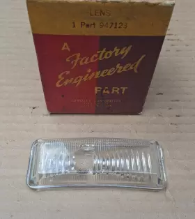 947123 MOPAR Deluxe Nos Left Glass Lamp Lens S10 Desoto Park 947123 MOPAR Deluxe Nos Left Glass Lamp Lens S10 Desoto Park