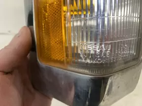 116-58195BR NISSAN Hardbody Right Passenger Light Lamp Park #2