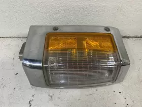 116-58195BR NISSAN Hardbody Right Passenger Light Lamp Park