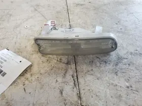 116-58318R NISSAN Passenger Corner Light Lamp Turn Signal