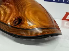 212-21410 ISUZU Front Right Corner Light Lamp Koito Geo #2