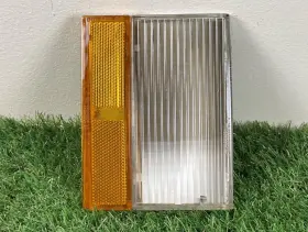 5934294 OEM GM Delta Corner Light Marker Lamp Oldsmobile