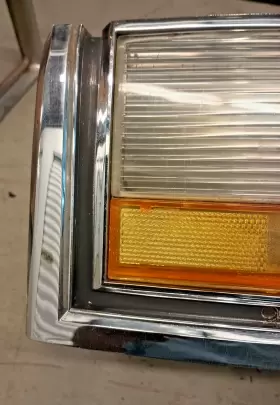 22620944 OLDSMOBILE Delta Rh Headlight Bezel Light #2