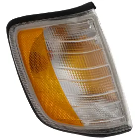 13426468 MERCEDES Benz Parking Corner Marker Light Right Rh