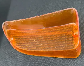 3587302 PLYMOUTH Right Rh Front Amber Parking Light Lens Fury #2