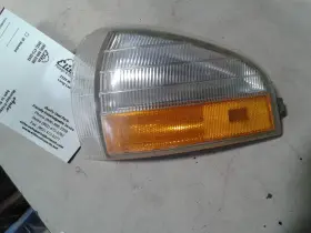 116-00953L PONTIAC Driver Corner Light Marker Van Park Lumina