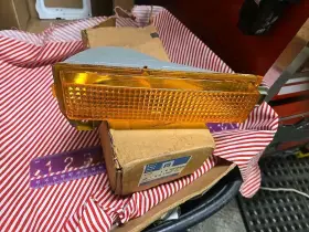 5974395 PONTIAC Nos Parking Light Corner Lamp Left Bonneville