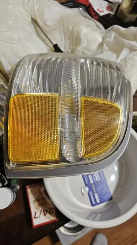 CRSHL02771 FORD Front Parking Signal Marker Light Lens #3
