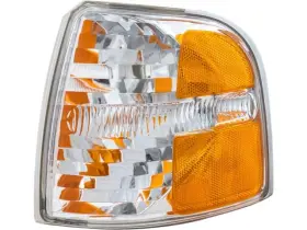 GY42P2 FORD Ap Left Cornering Light Eddie Bauer Postal