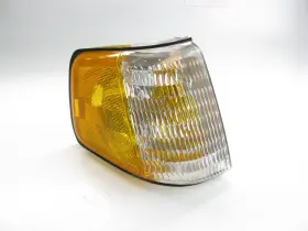 E66Y-13200-A SPARK Unboxed Front Right Parking Lamp Ford