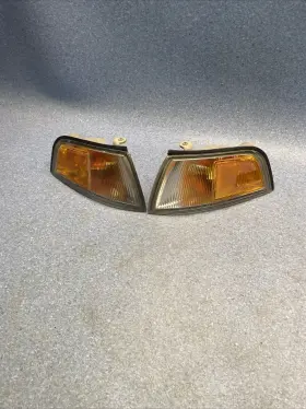 045-4340 STANLEY Amber Corner Light Driver Passenger Lancer 045-4340 STANLEY Amber Corner Light Driver Passenger Lancer