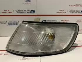 210-20537 SUBARU Front Driver Corner Light Lamp